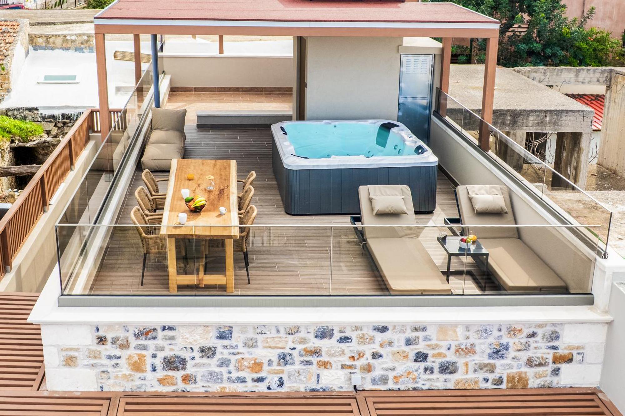 Villa Nicole - Private Pool & Rooftop Jacuzzi Hersonissos  Exterior photo